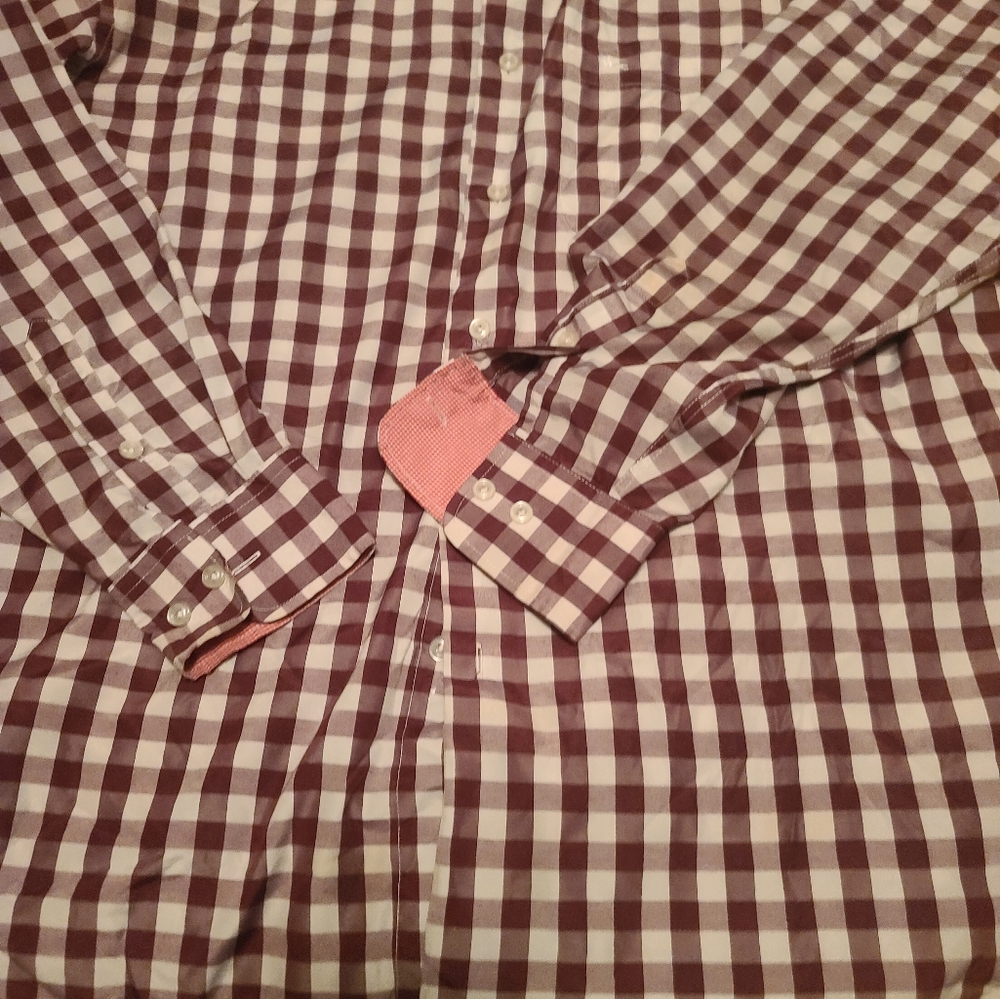 Shirt - Picture 2 of 4